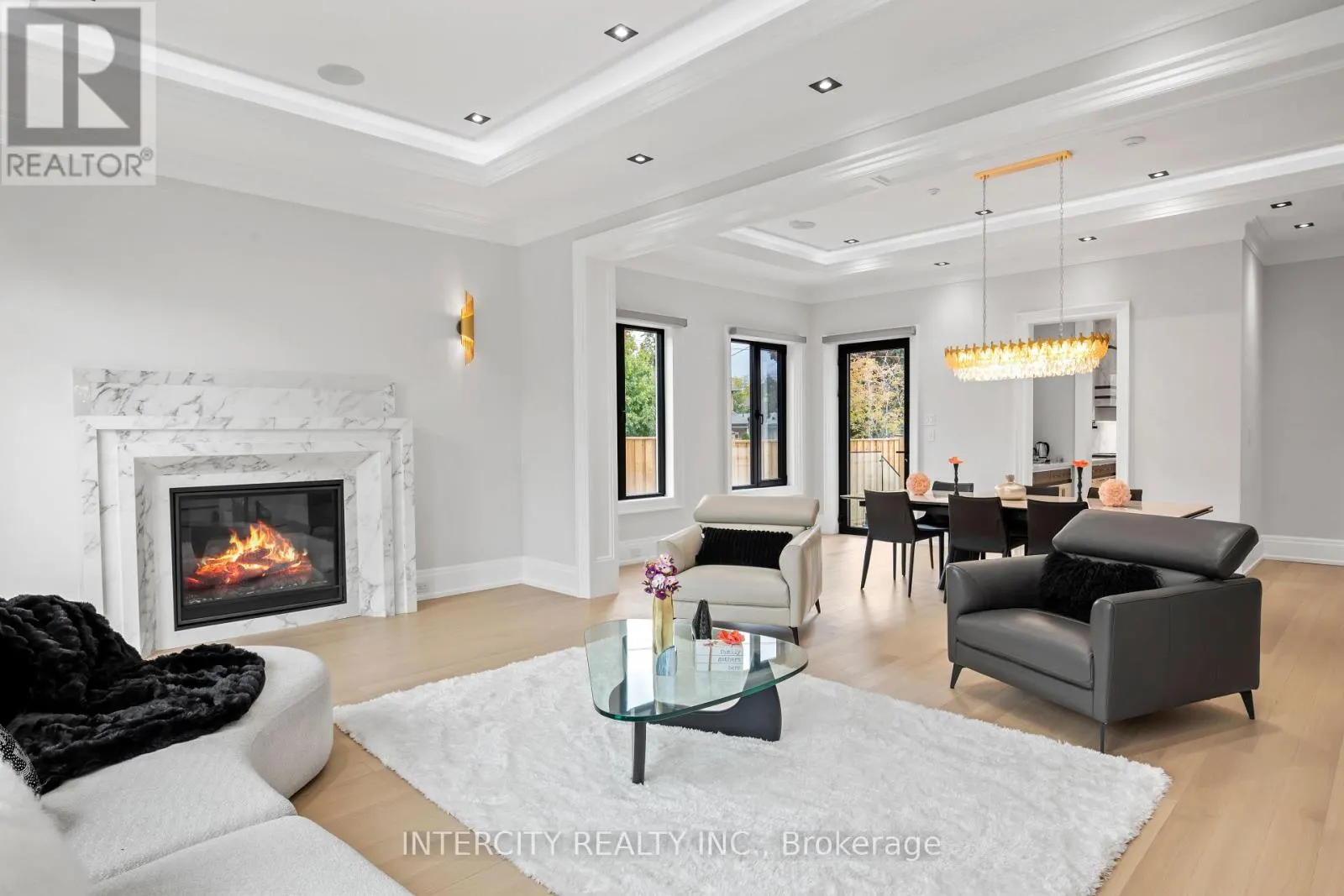 1 SILVERGROVE ROAD