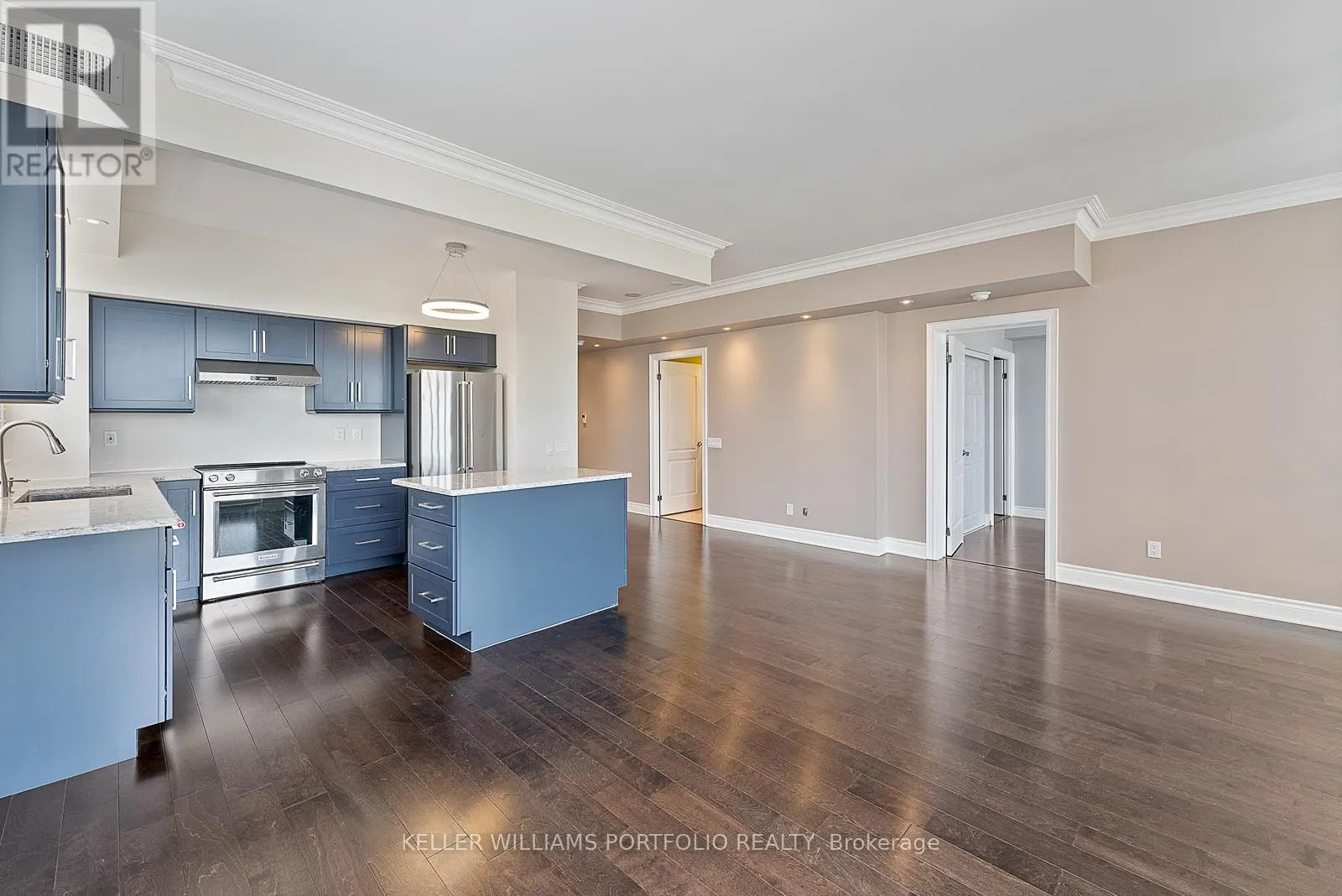 1210 - 2 CLAIRTRELL ROAD