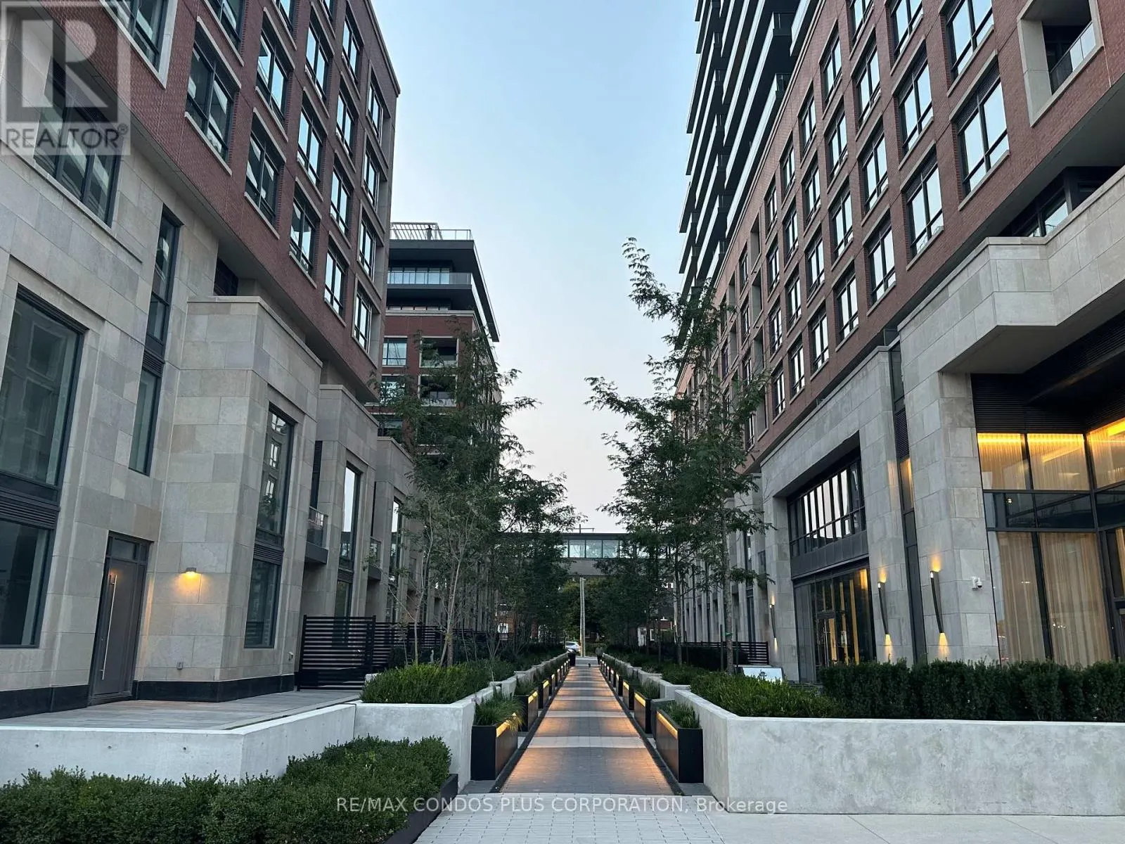 430 - 33 FREDERICK TODD WAY