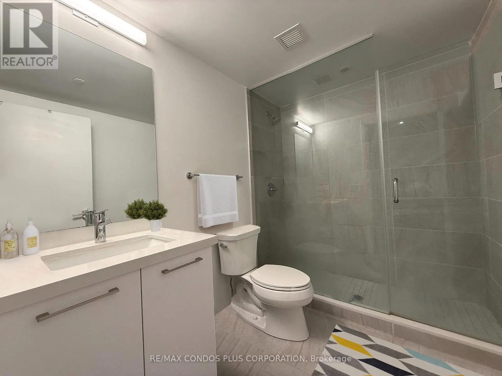 430 - 33 FREDERICK TODD WAY