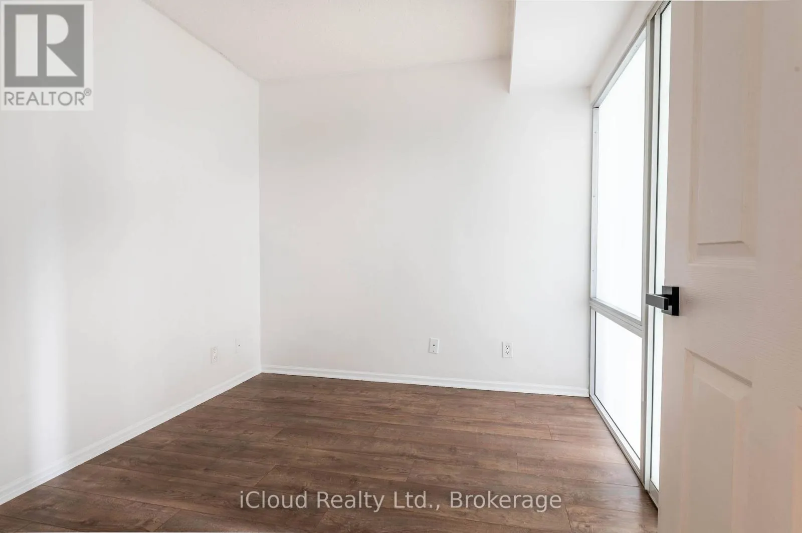 1808 - 44 GERRARD STREET W