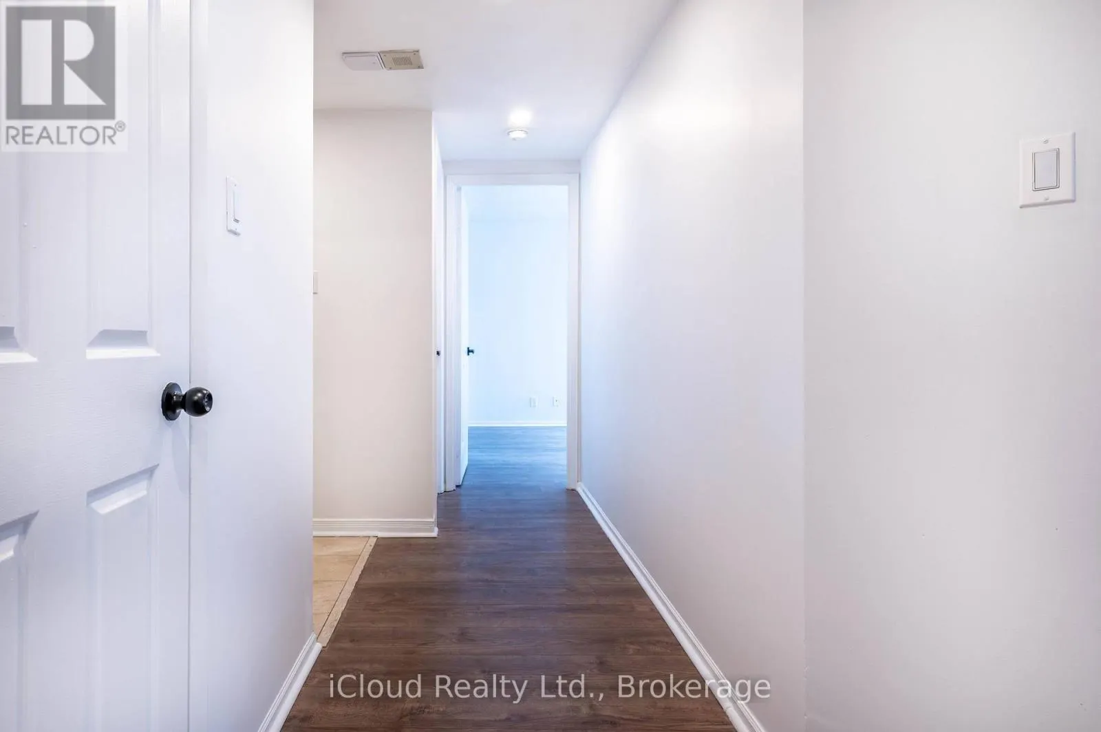 1808 - 44 GERRARD STREET W