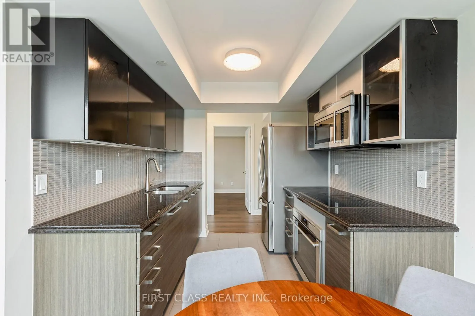 605 - 5168 YONGE STREET