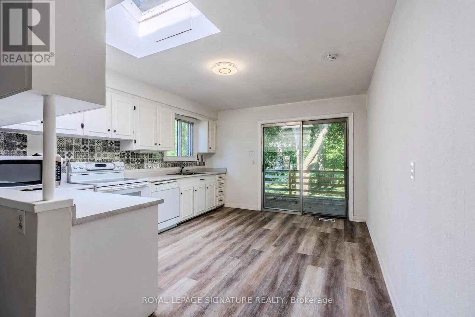 18 GREENGATE ROAD