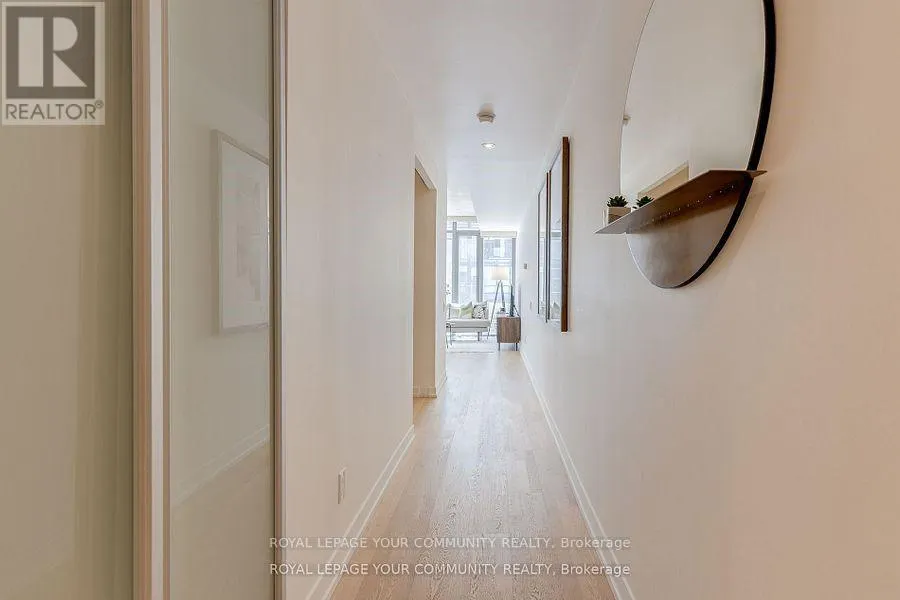 211 - 650 KING STREET W