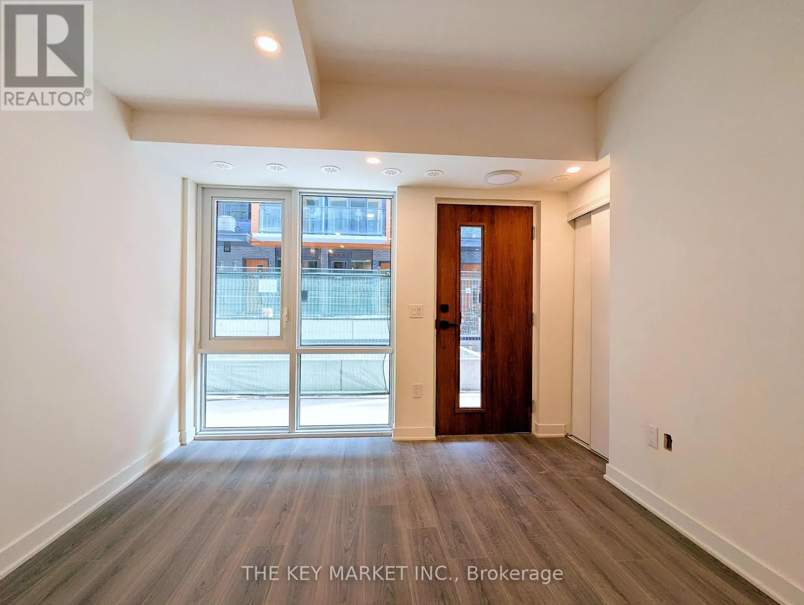 74 - 71 CURLEW DRIVE