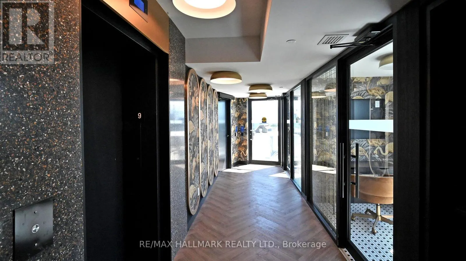 703 - 5 LAKEVIEW AVENUE