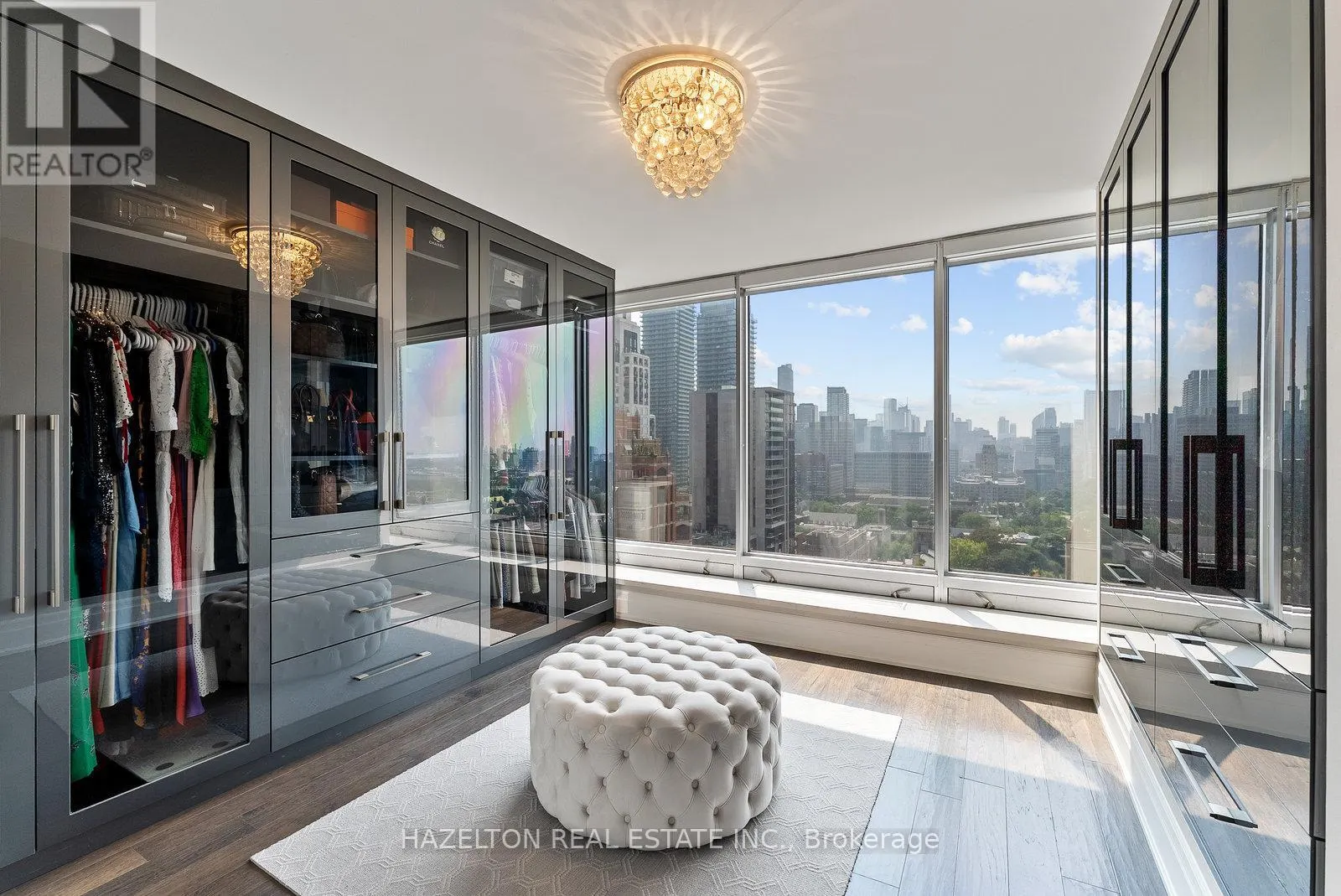 2008 - 110 BLOOR STREET W