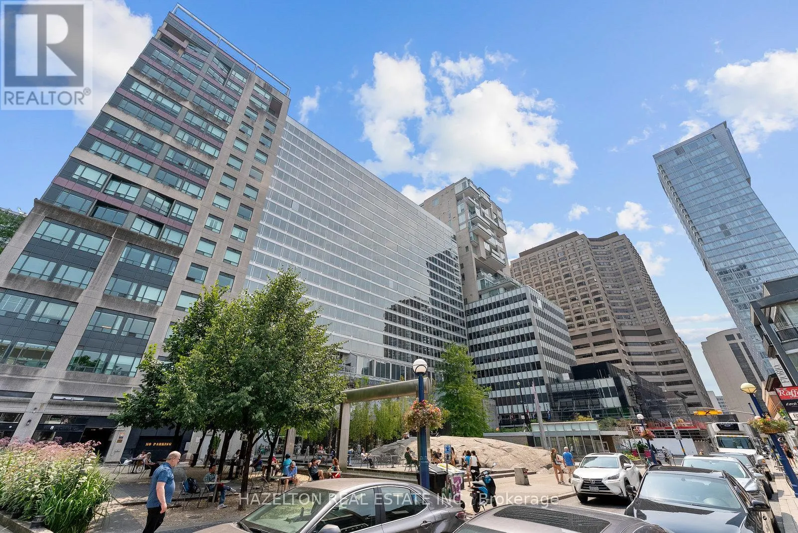2008 - 110 BLOOR STREET W