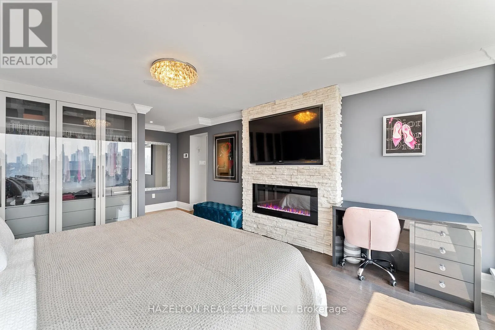 2008 - 110 BLOOR STREET W