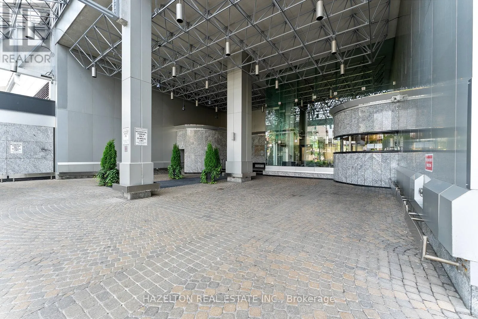 2008 - 110 BLOOR STREET W