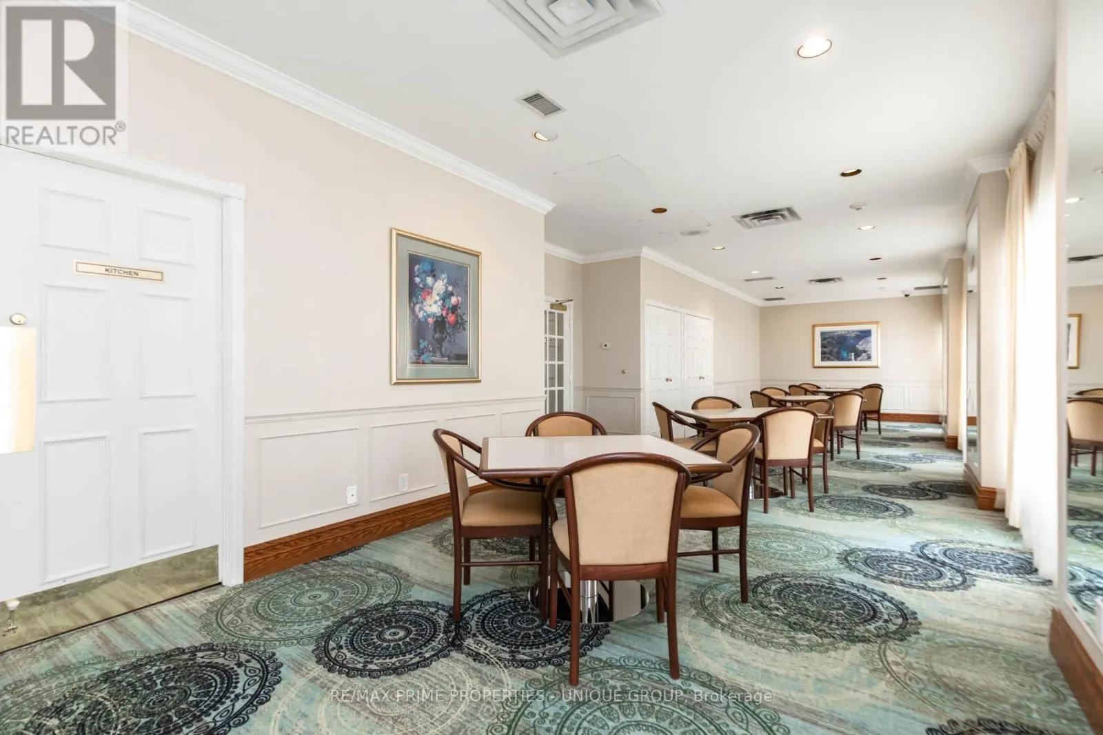 726 - 18 CONCORDE PLACE