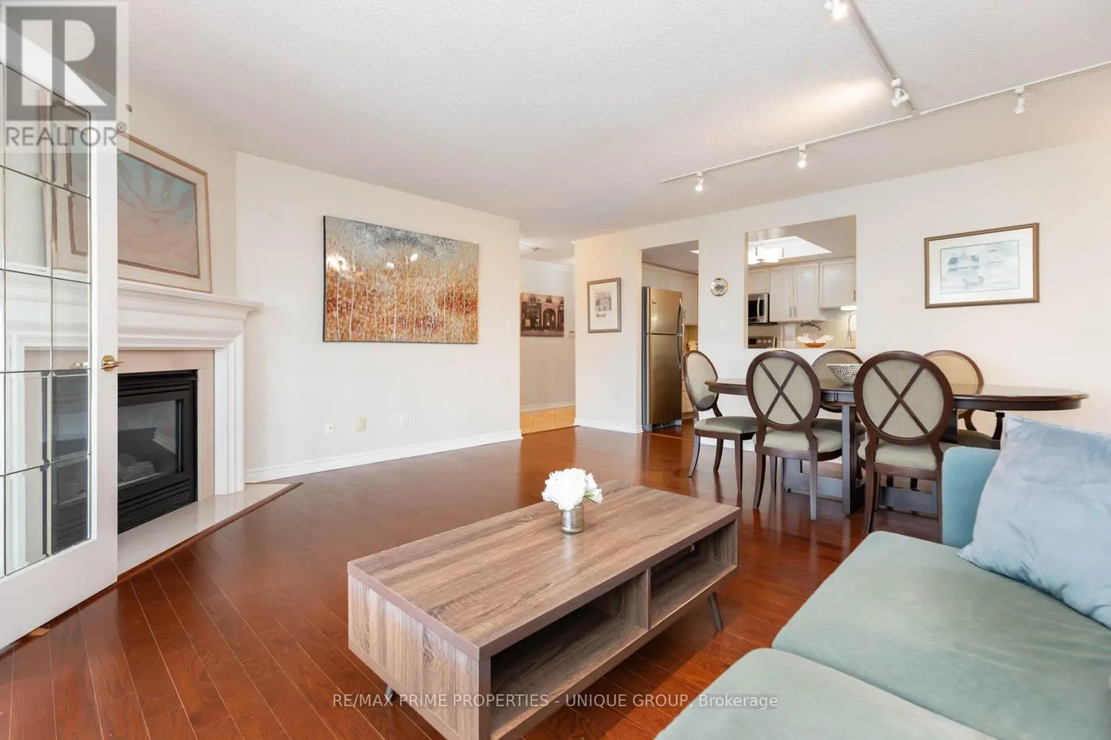 726 - 18 CONCORDE PLACE
