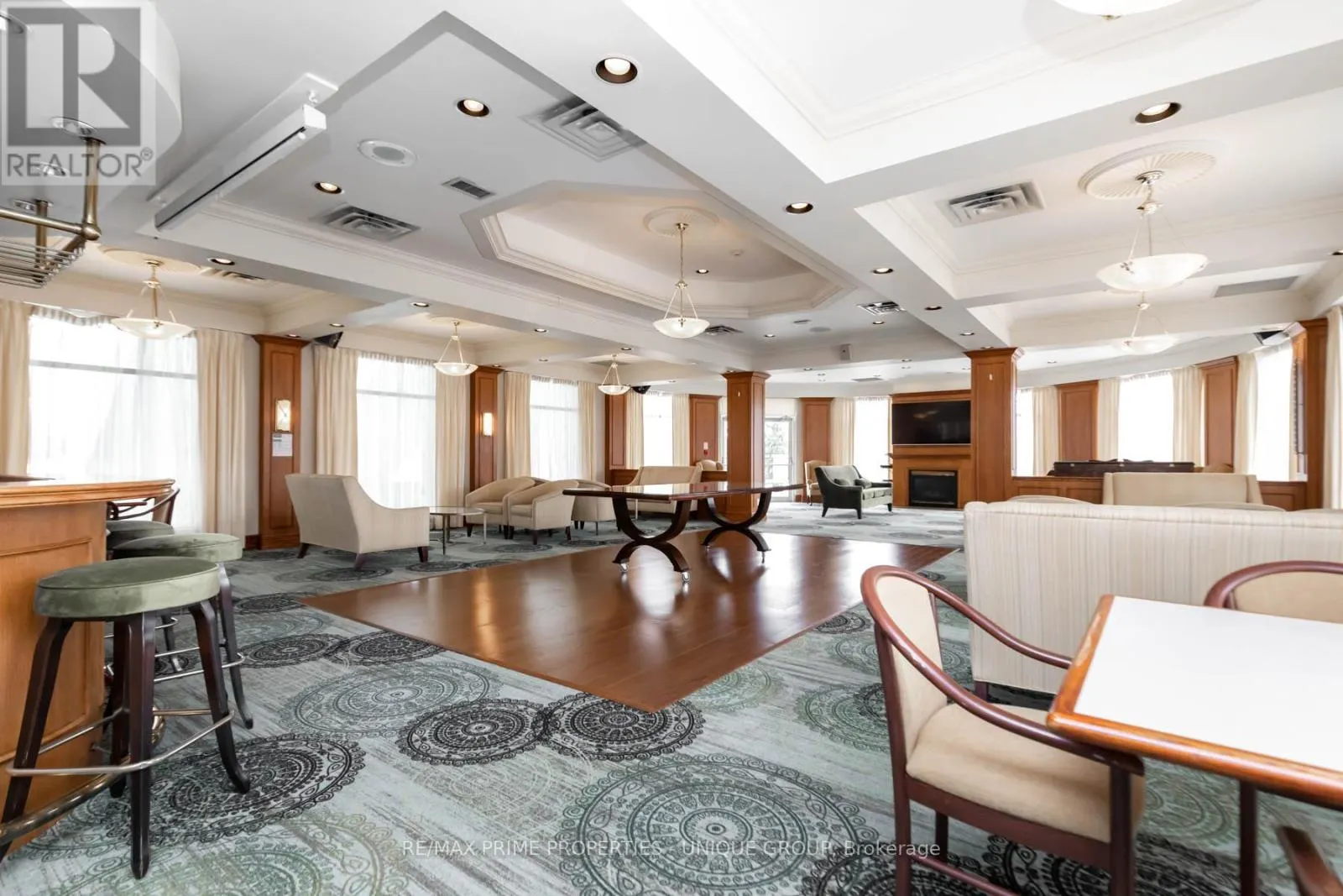 726 - 18 CONCORDE PLACE