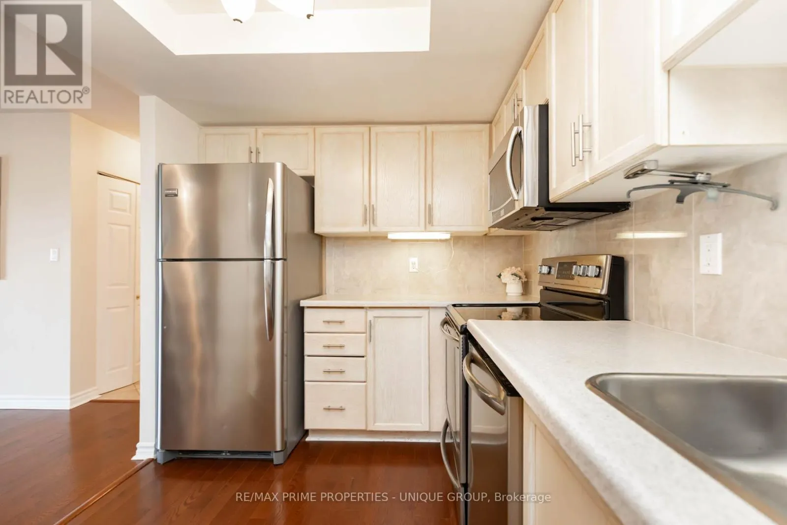 726 - 18 CONCORDE PLACE