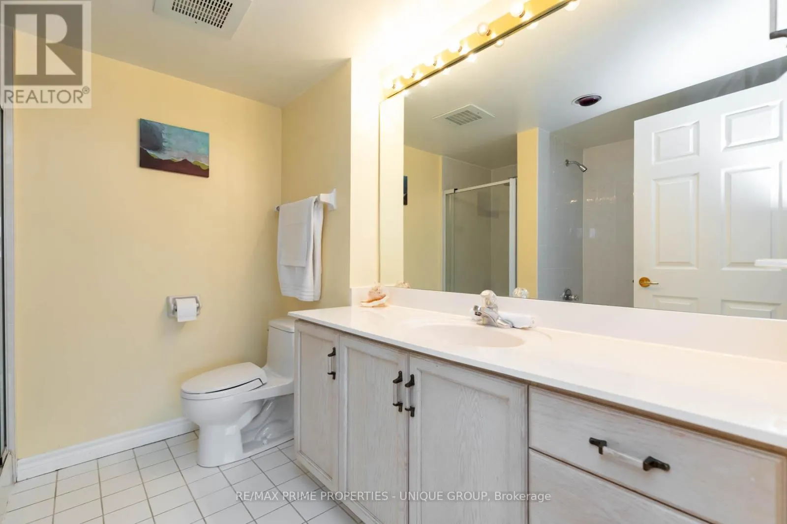 726 - 18 CONCORDE PLACE