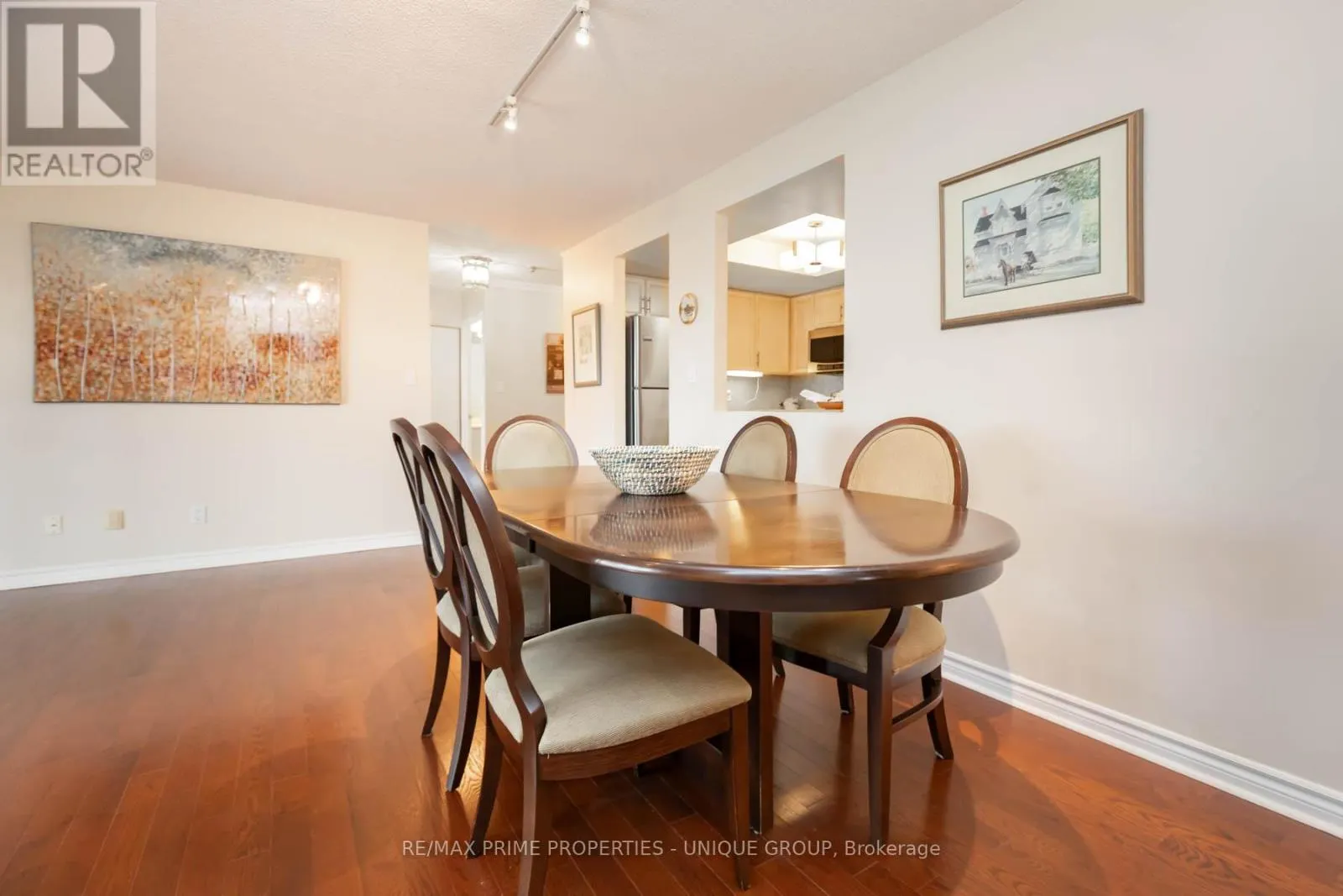 726 - 18 CONCORDE PLACE