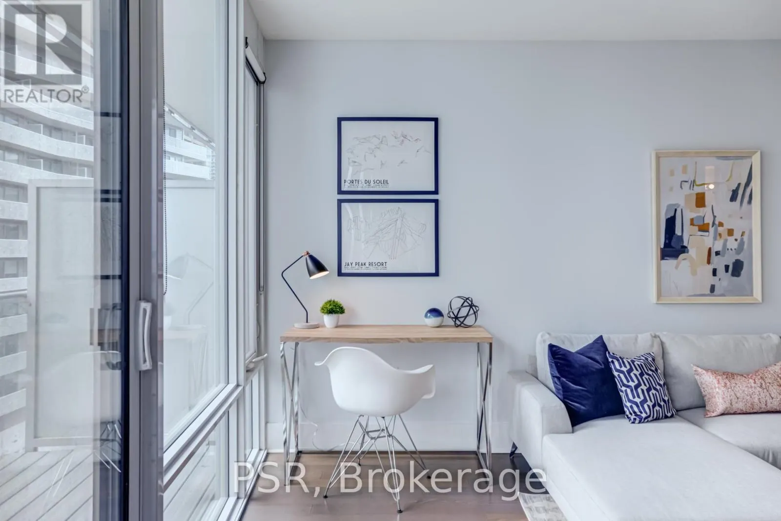 627 - 29 QUEENS QUAY E
