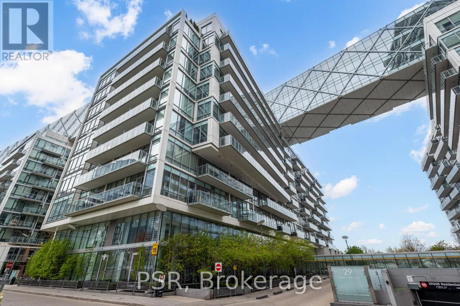 627 - 29 QUEENS QUAY E