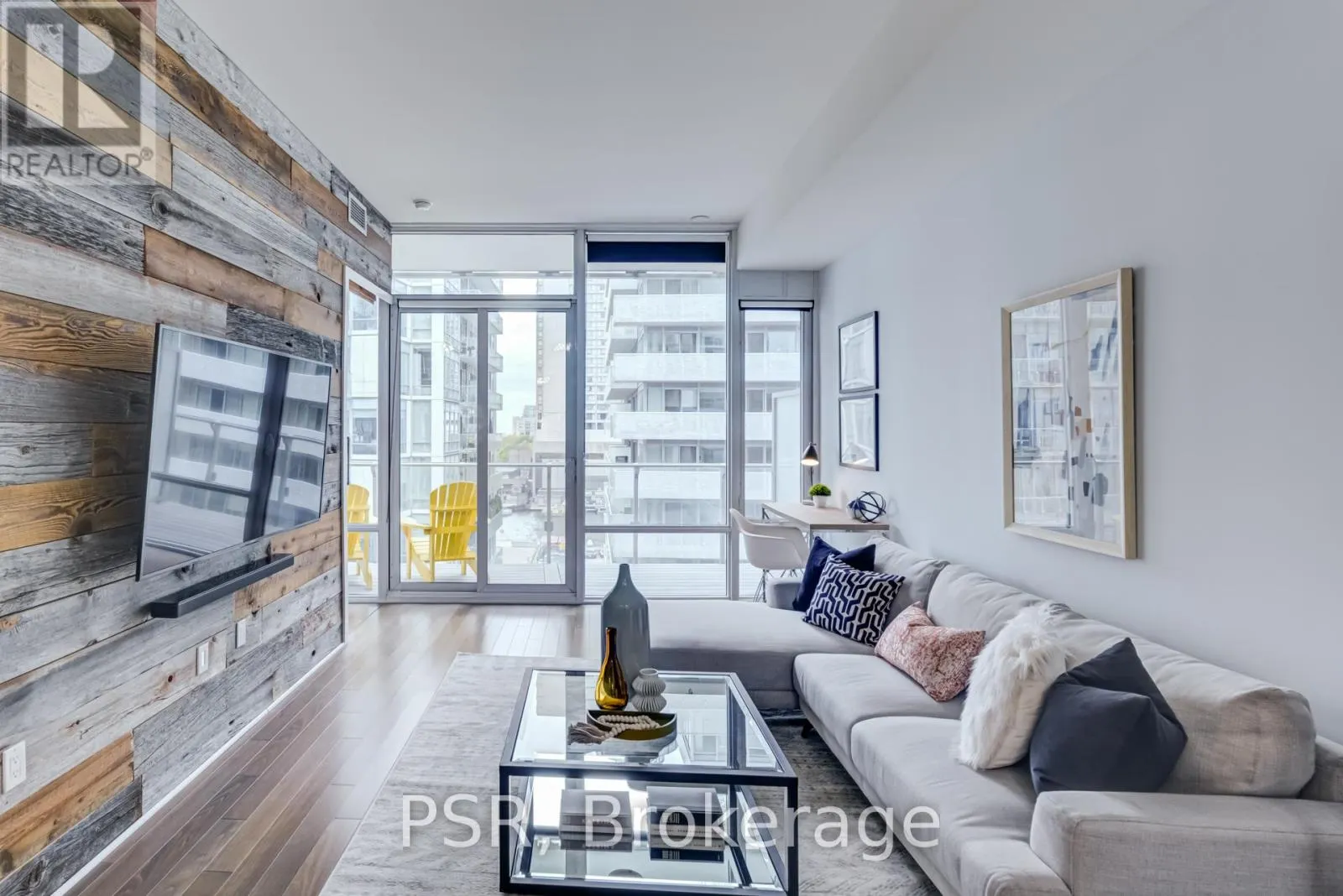 627 - 29 QUEENS QUAY E