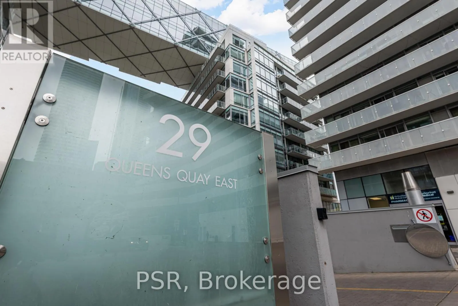 627 - 29 QUEENS QUAY E