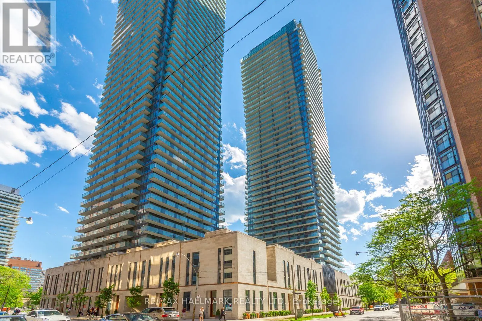 1406 - 1080 BAY STREET