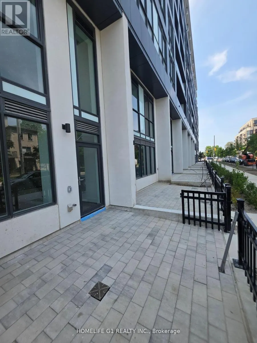 7 - 6 GREENBRIAR ROAD