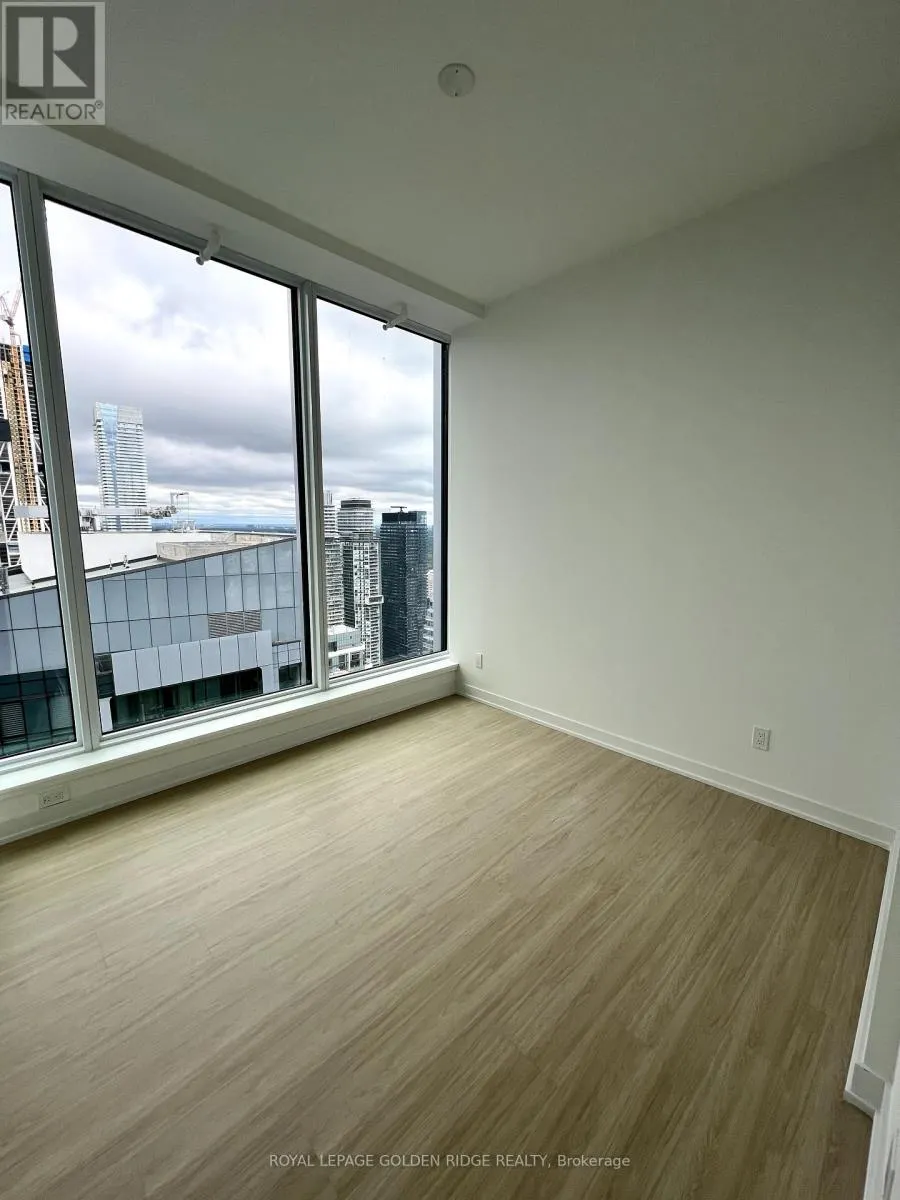 PH02 - 8 WELLESLEY STREET W