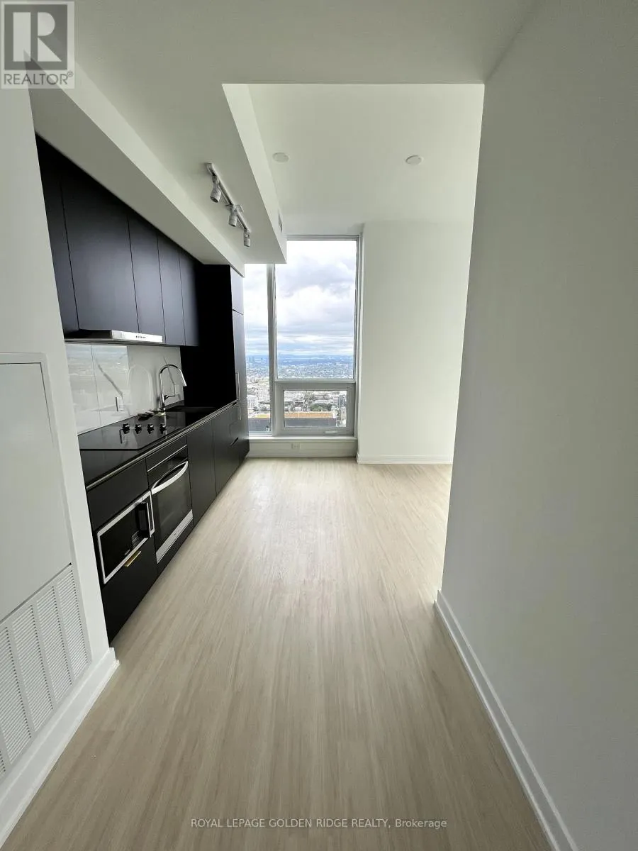 PH02 - 8 WELLESLEY STREET W