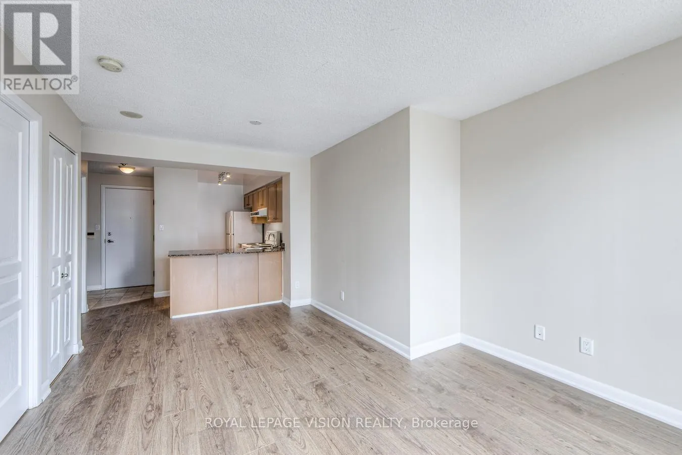 1462 - 313 RICHMOND STREET E