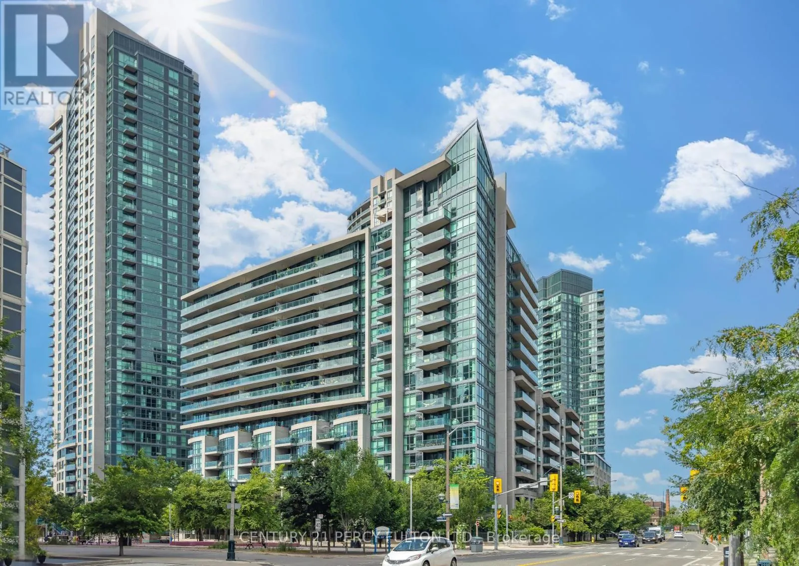 1663 - 209 FORT YORK BOULEVARD