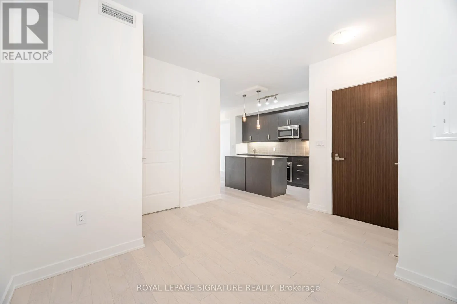 1501 - 1 THE ESPLANADE DRIVE