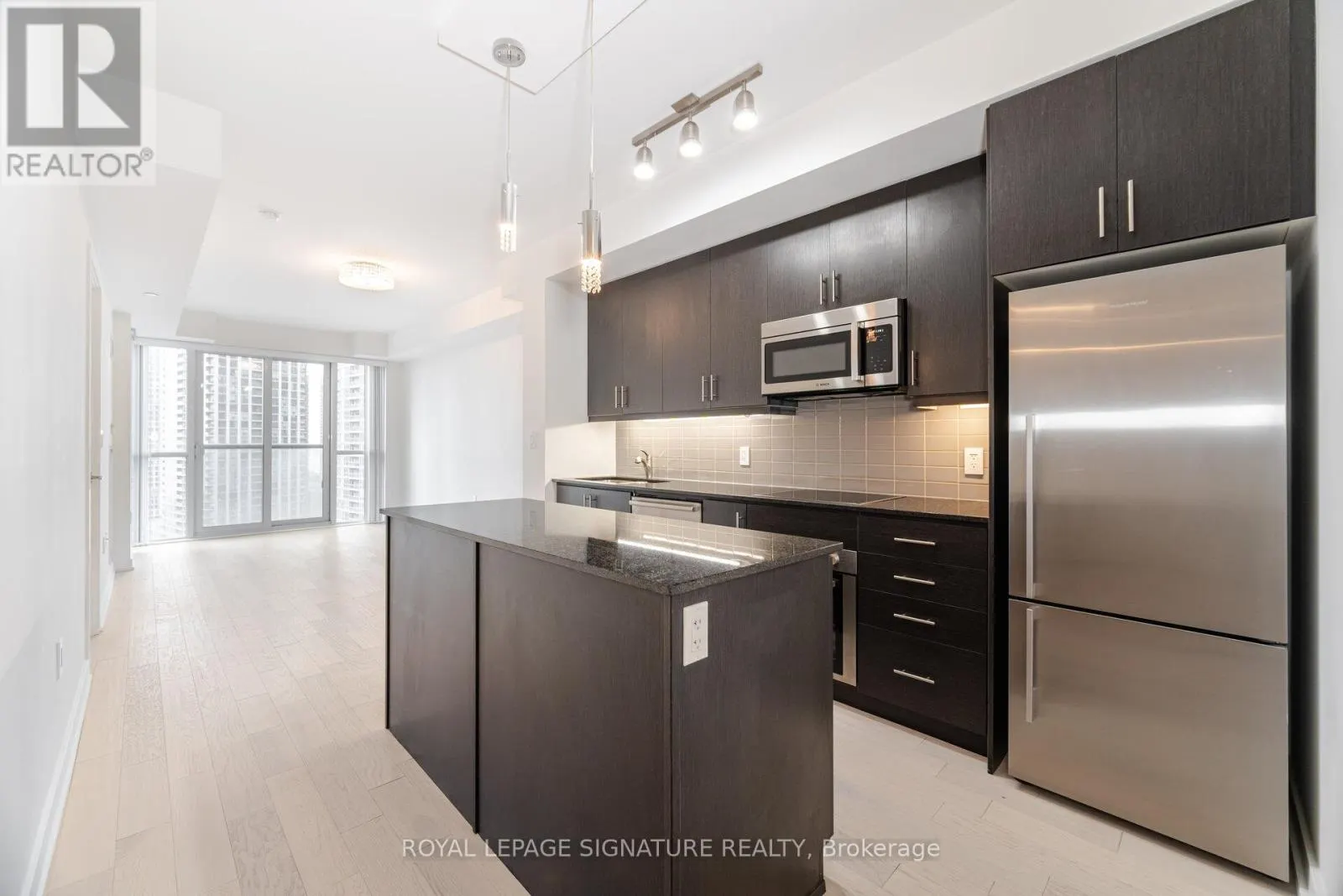 1501 - 1 THE ESPLANADE DRIVE