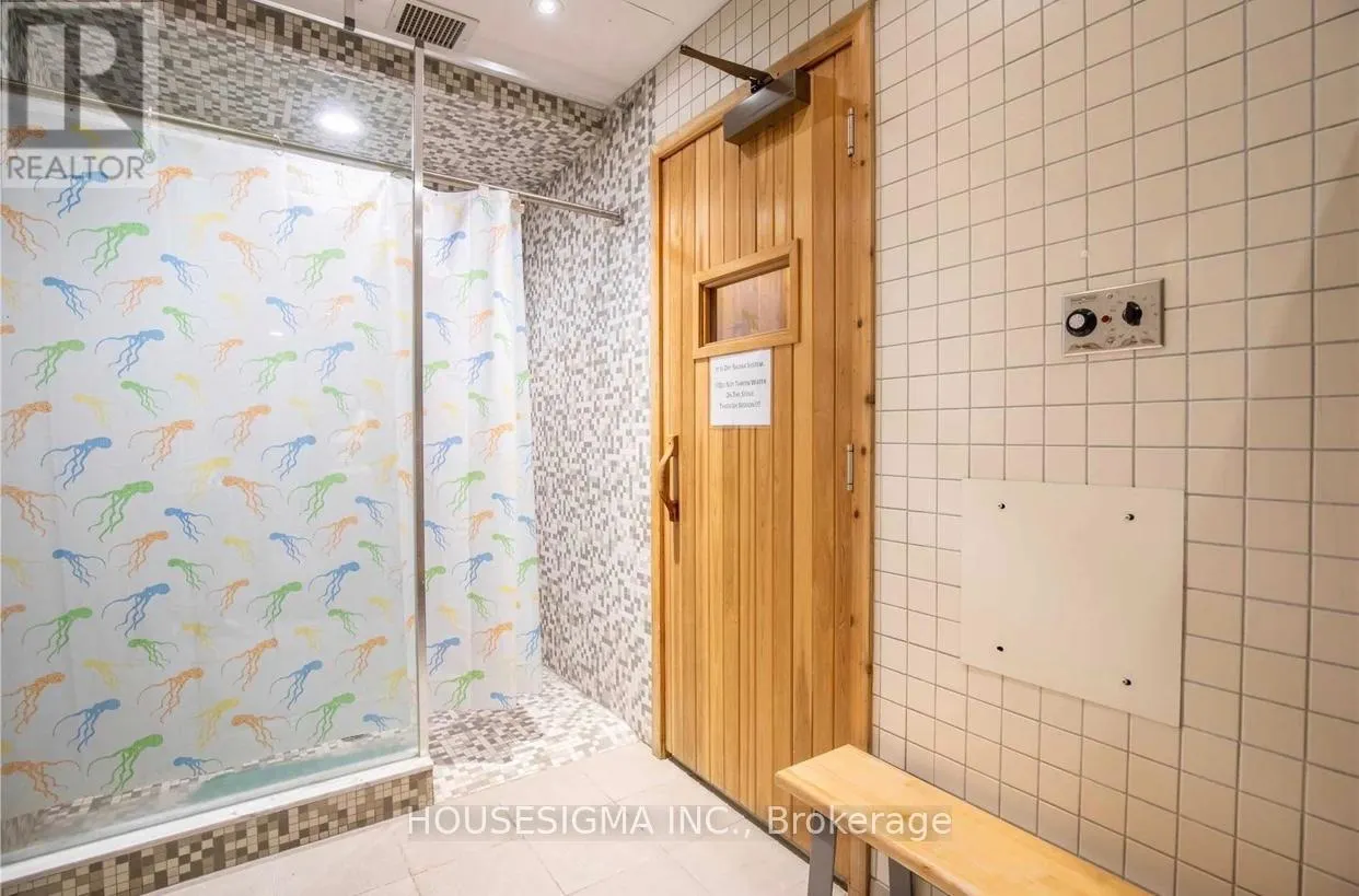 1208 - 2 CLAIRTRELL ROAD