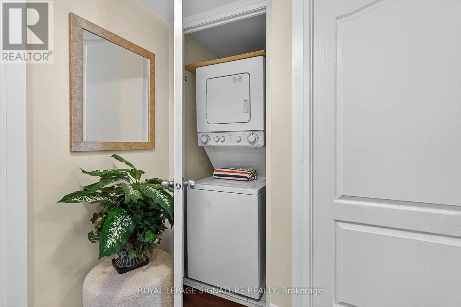 411 - 12 SUDBURY STREET