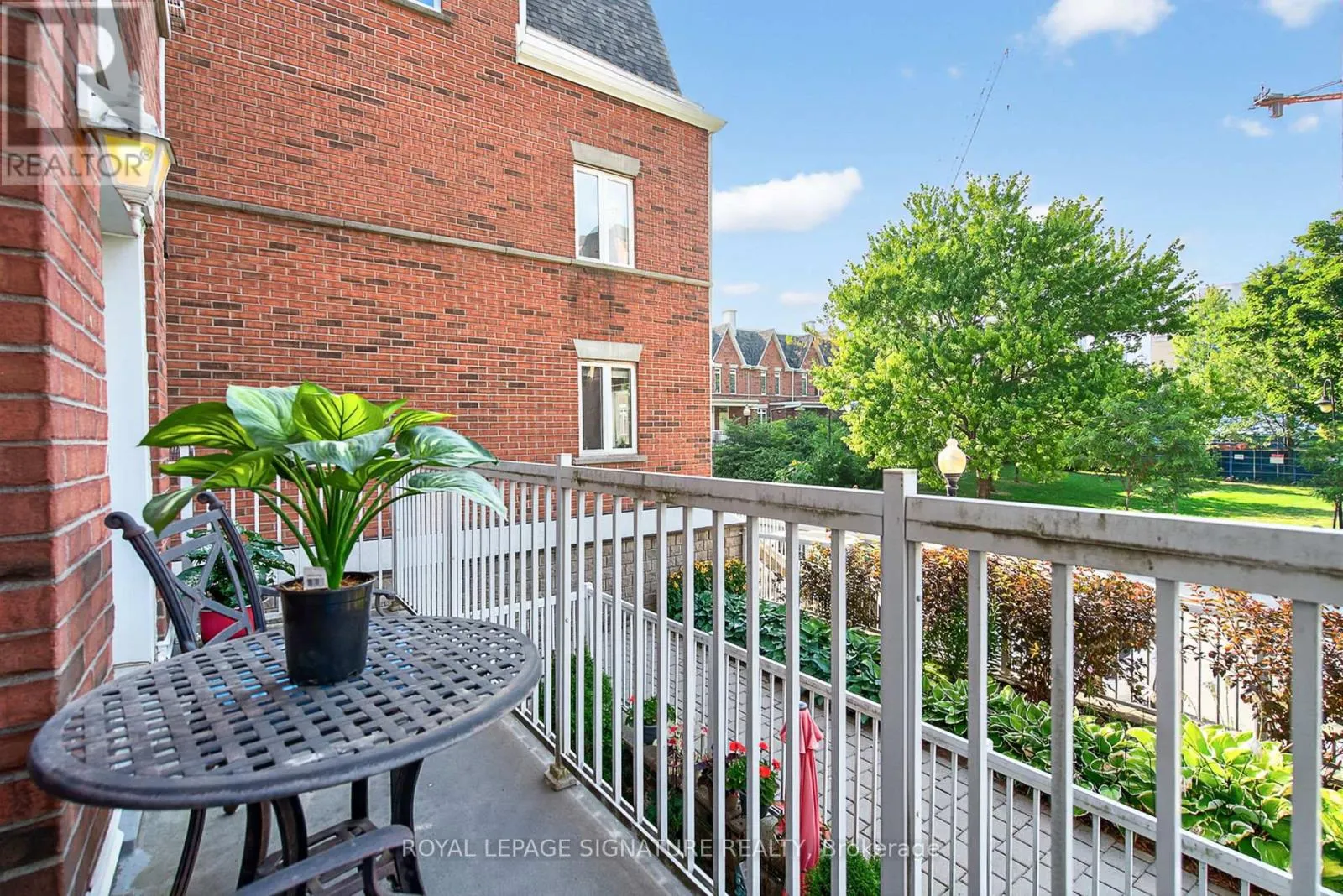 411 - 12 SUDBURY STREET