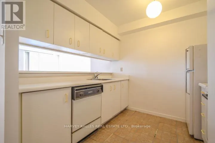 1103 - 44 ST.JOSEPH STREET