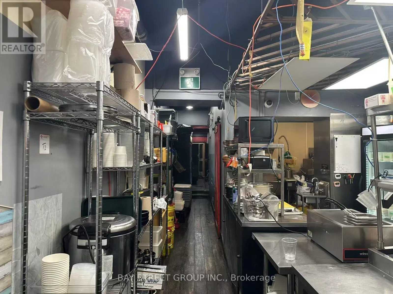 382 SPADINA AVENUE