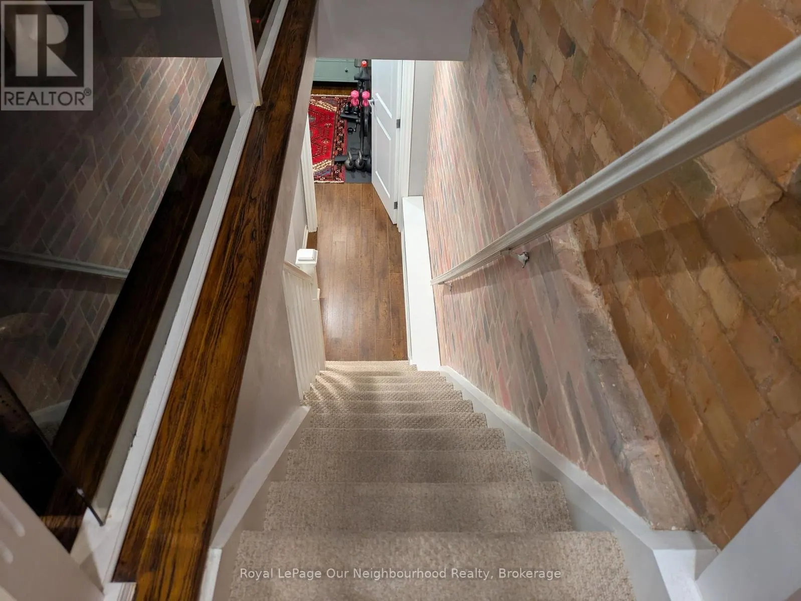 LOWER - 86 ASQUITH AVENUE
