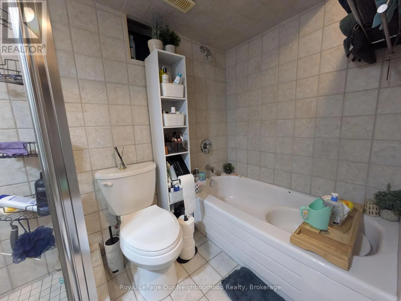 LOWER - 86 ASQUITH AVENUE