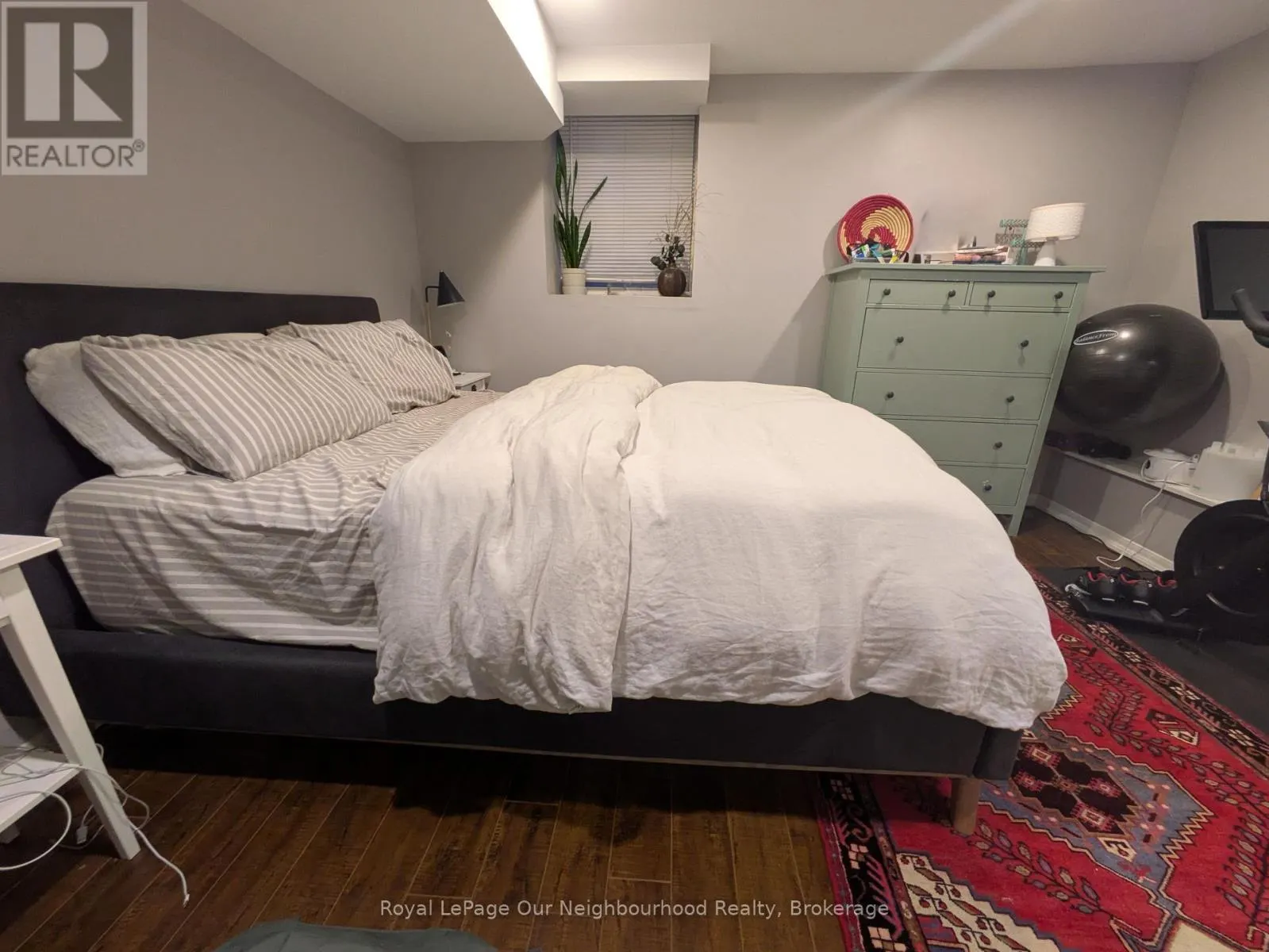 LOWER - 86 ASQUITH AVENUE
