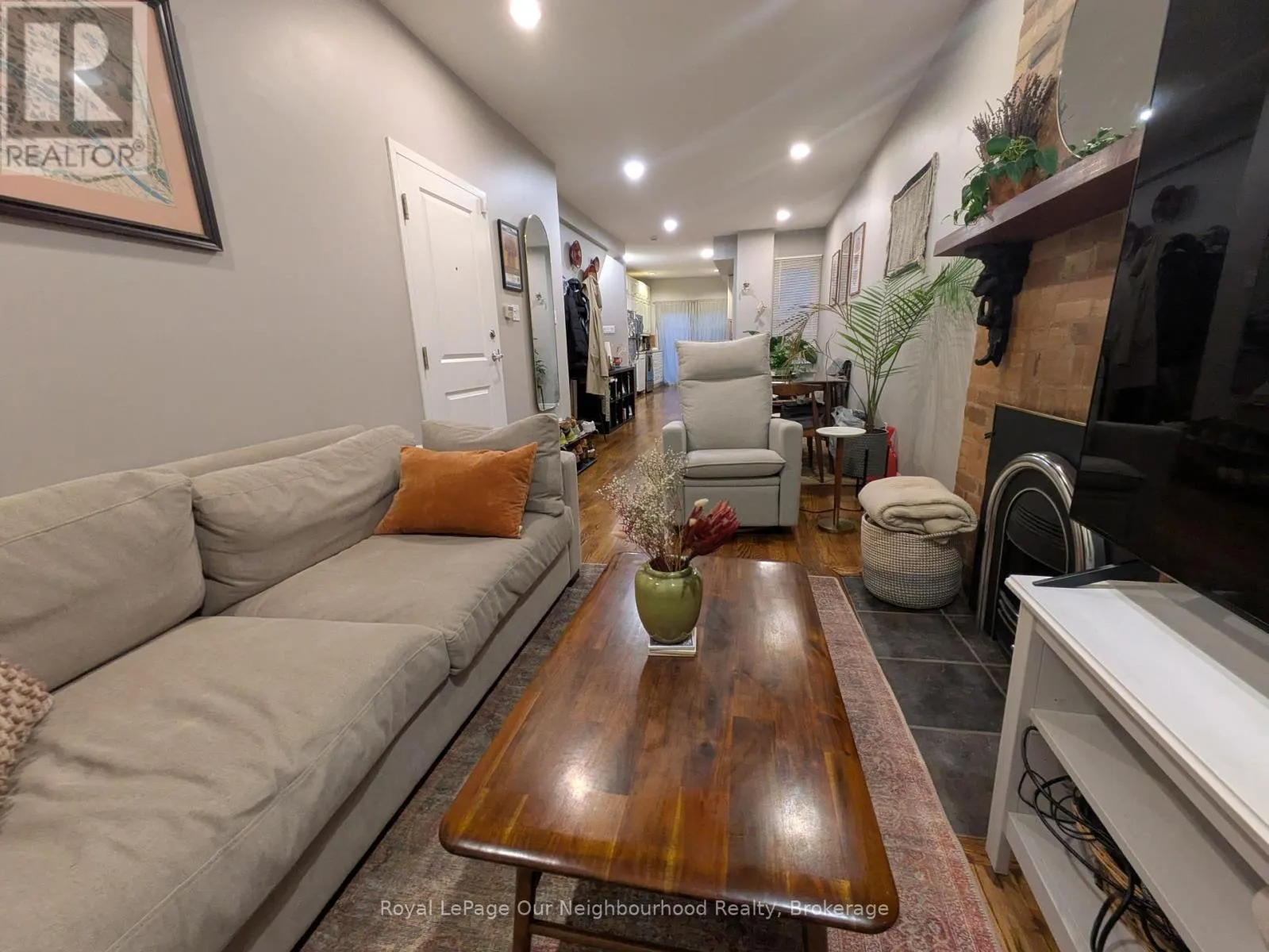 LOWER - 86 ASQUITH AVENUE