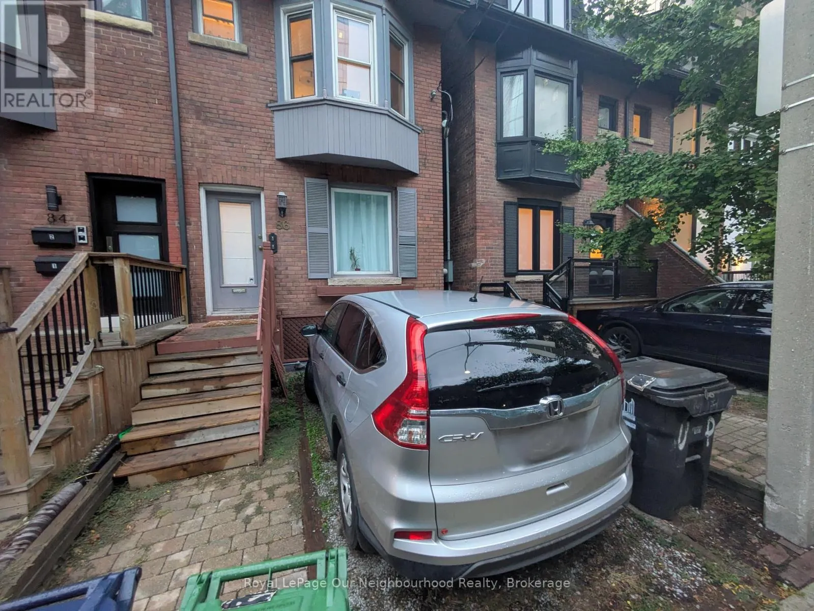LOWER - 86 ASQUITH AVENUE