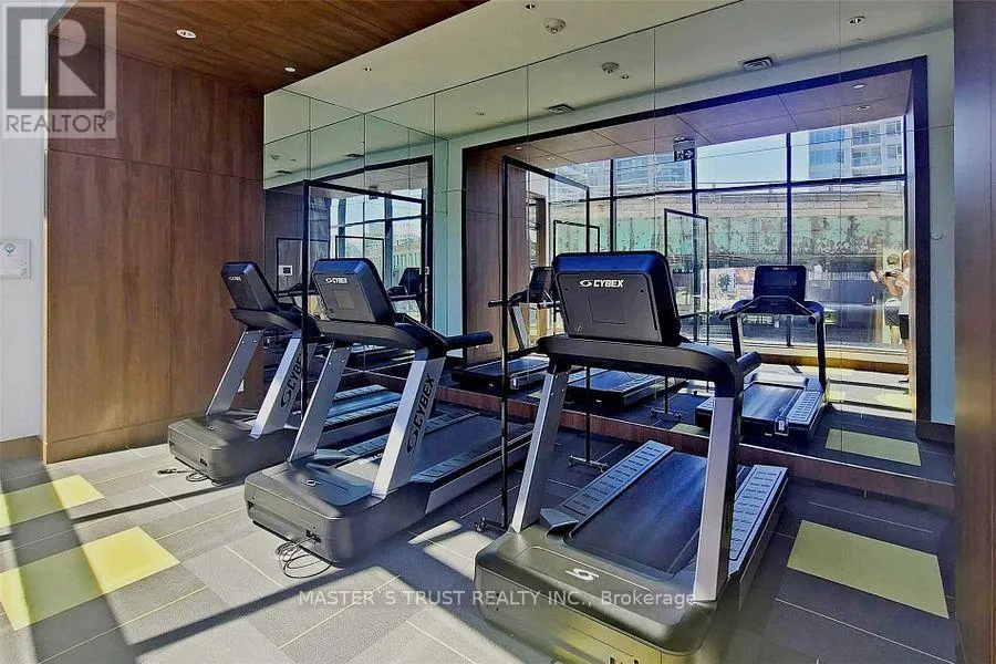 1112 - 80 QUEENS WHARF ROAD
