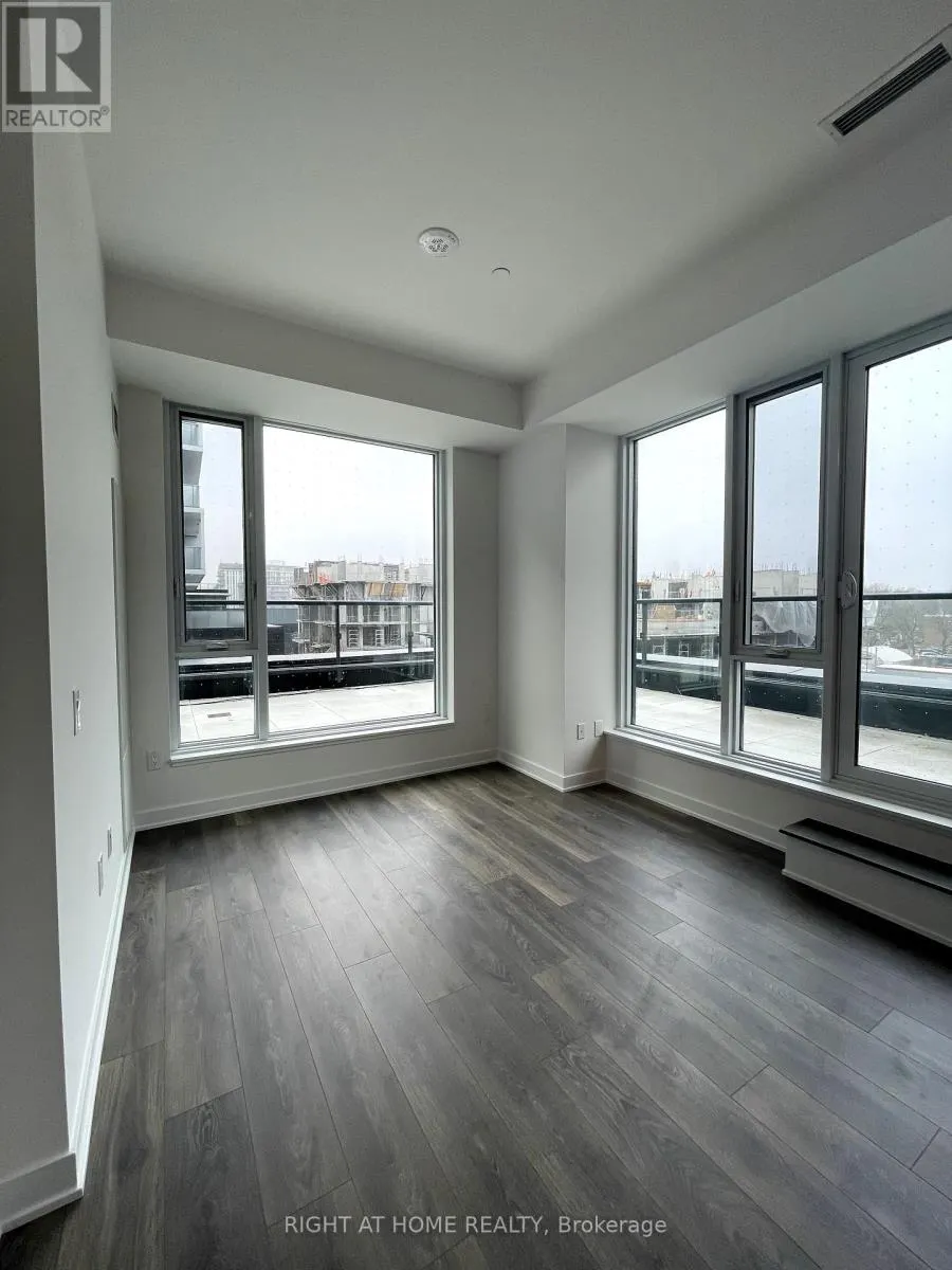415W - 35 TUBMAN AVENUE