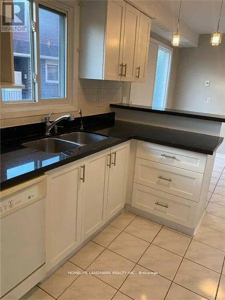 UPPER - 120 MICMAC CRESCENT