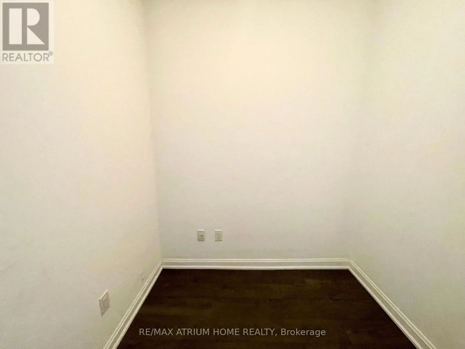 2706 - 9 BOGERT AVENUE