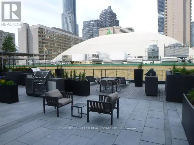 1005 - 85 WOOD STREET