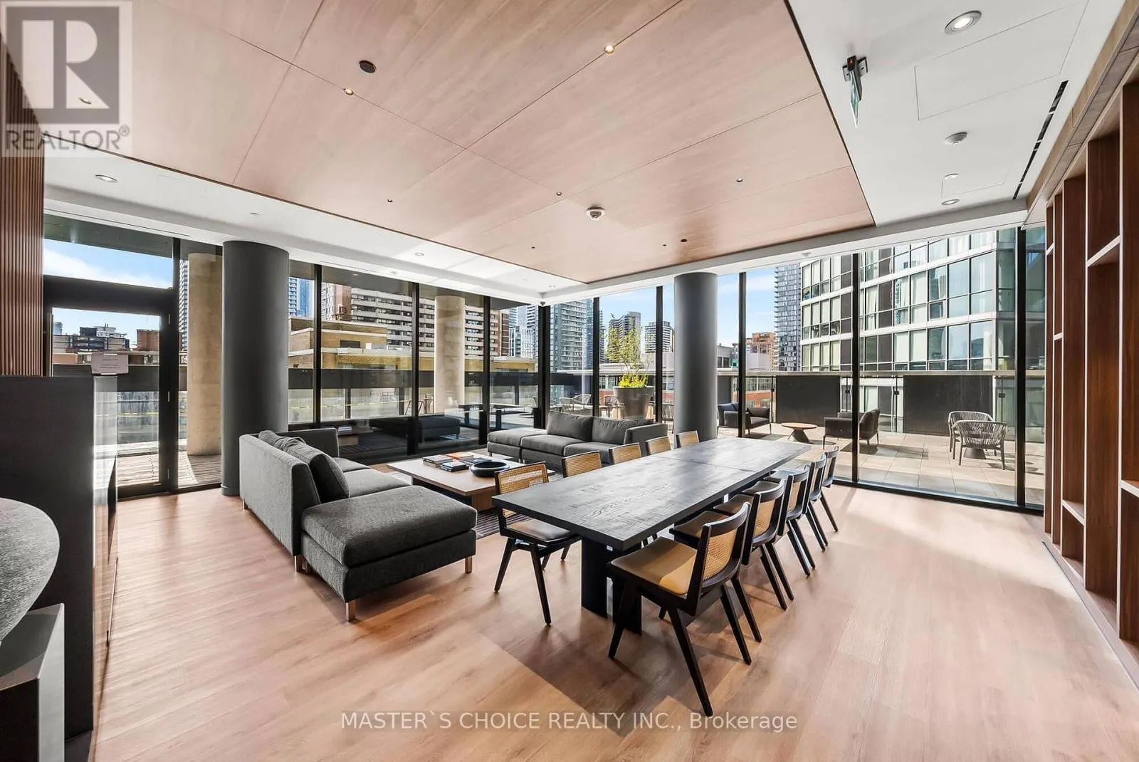 3201 - 55 CHARLES STREET E