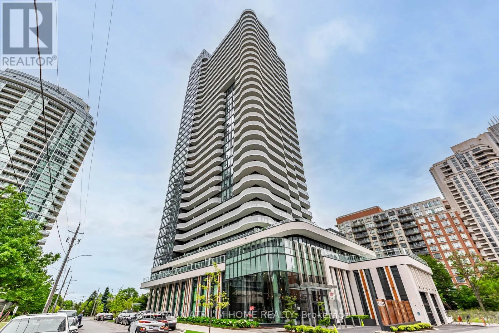 2509 - 15 HOLMES AVENUE